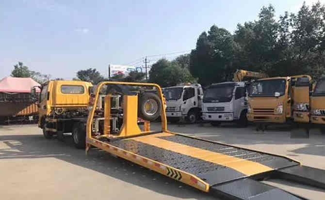 长安镇汽车中途维修案例